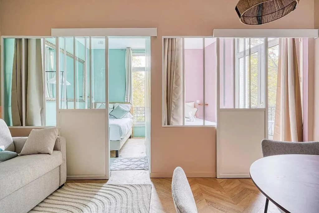 Appartement Proche Parc Monceau #Arcdetriomphe-Ii Paris France