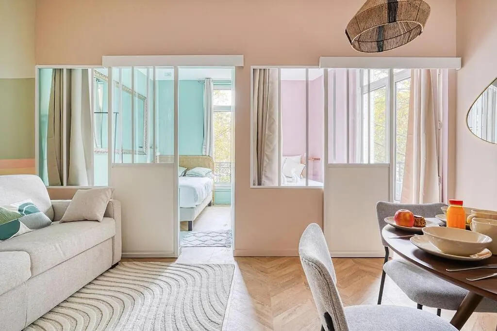 Appartement Proche Parc Monceau #Arcdetriomphe-Ii Paris