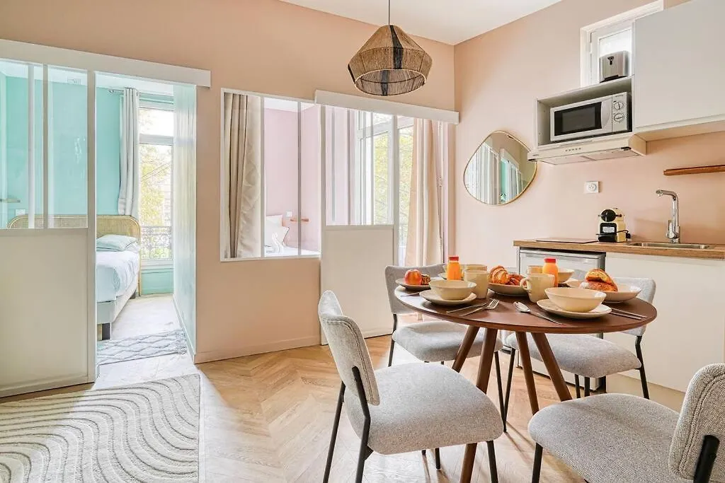 Appartement Proche Parc Monceau #Arcdetriomphe-Ii Paris